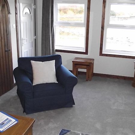 Craobh Marina Cottages Craobh Haven Ngoại thất bức ảnh