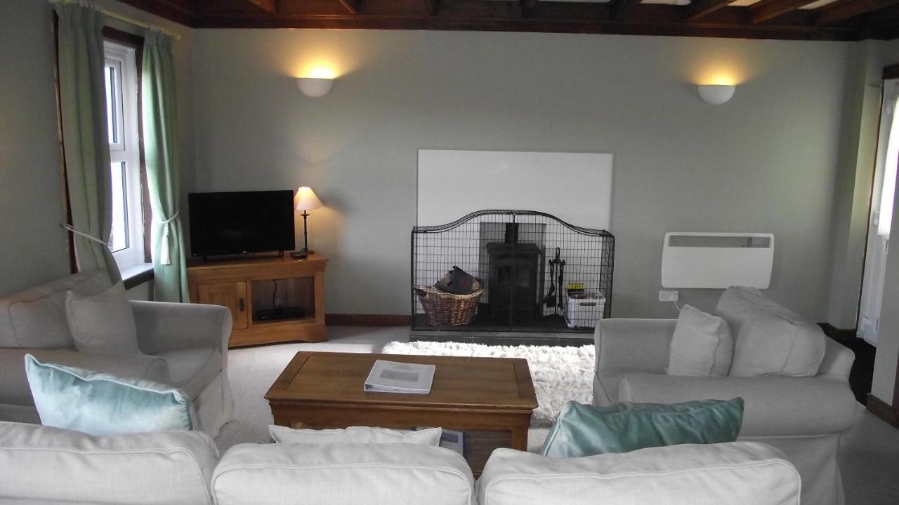 Craobh Marina Cottages Craobh Haven Ngoại thất bức ảnh